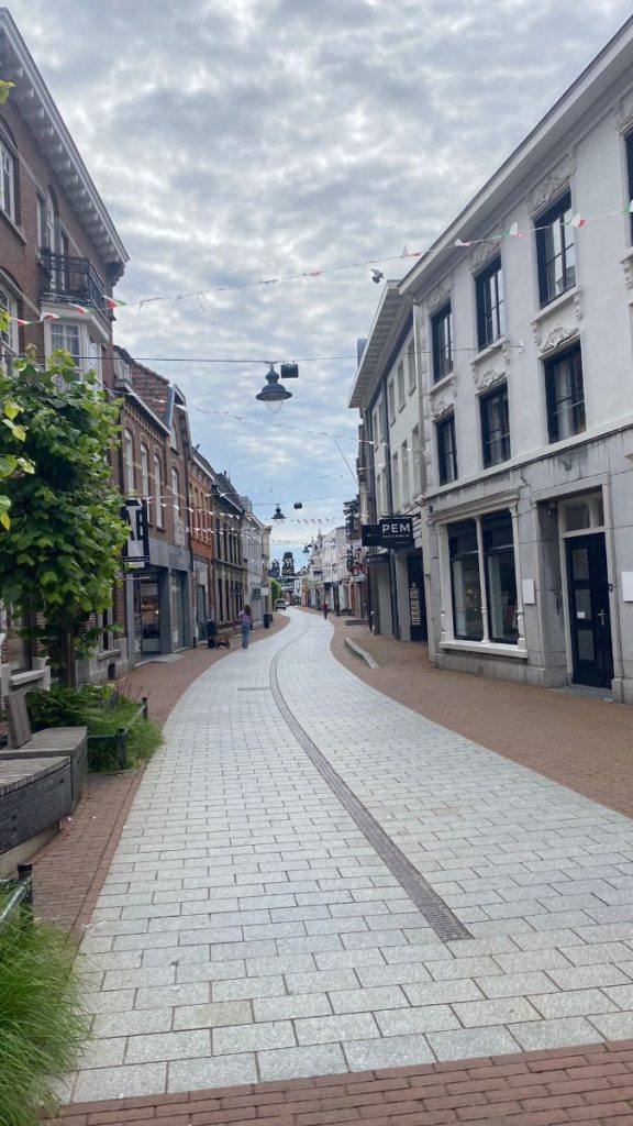 bezoek weert stad centrum