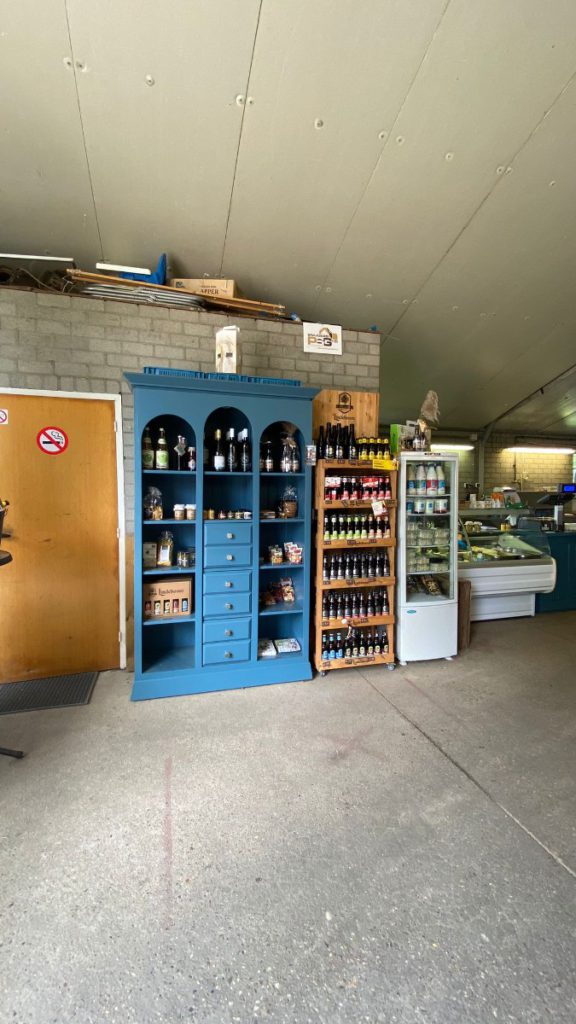 aspergeboerderij oppe haes roggel limburg bezoek weert asperge boerenwinkel winkel
