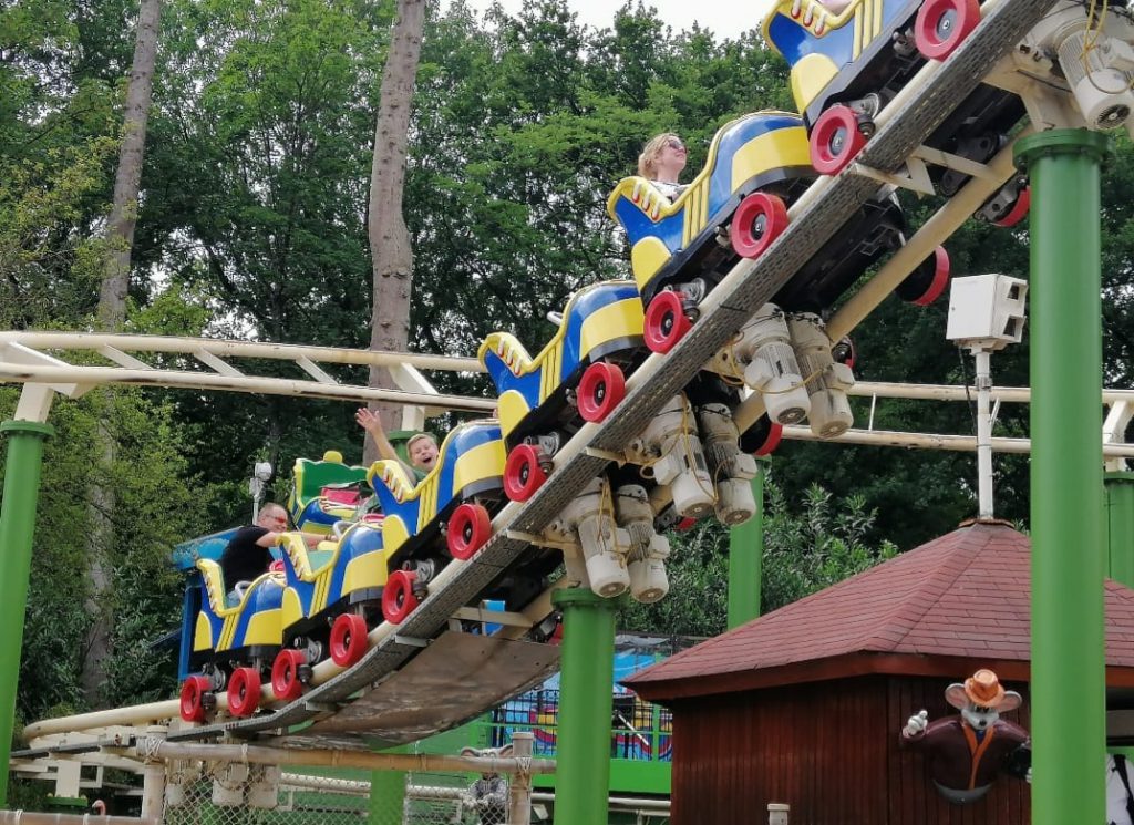 julianatoren pretpark apeldoorn achtbaan