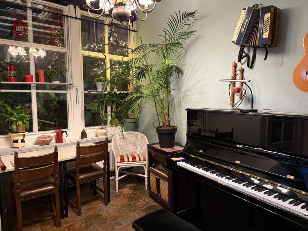 piano bij de Kaepstander